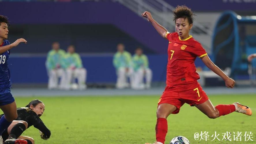 中国女足东亚杯集训名单出炉:王霜领衔 张琳艳在列 中国女足东亚杯集训名单出炉:王霜领衔 张琳艳在列