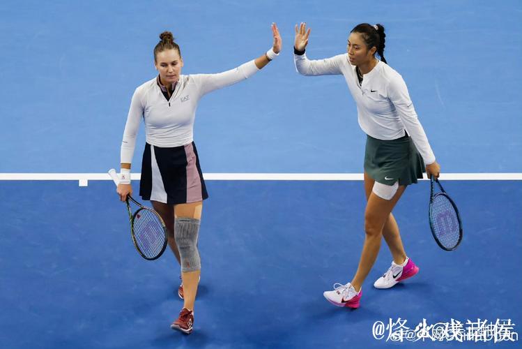 中网高芙穆霍娃会师女单决赛 詹皓晴组合女双争冠 中网高芙穆霍娃会师女单决赛 詹皓晴组合女双争冠