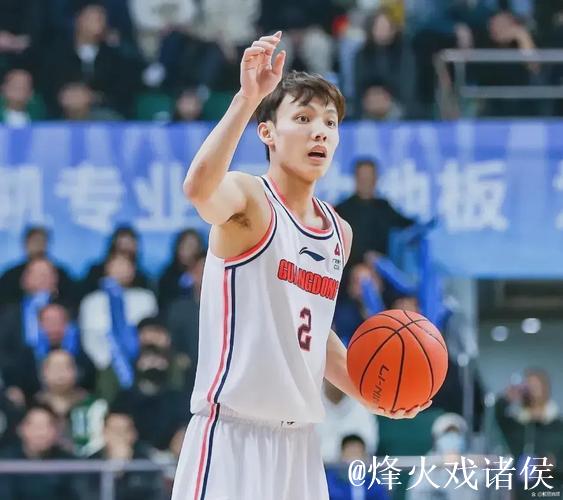 徐昕反戈爆发,郭艾伦背水一战,广东德比二番谁先崩盘? 徐昕反戈爆发,郭艾伦背水一战,广东德比二番谁先崩盘?