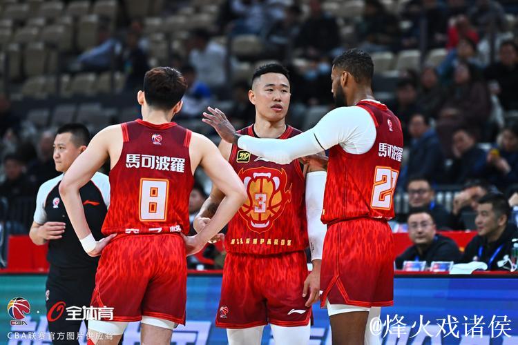 CBA-六人得分上双 浙江方兴渡大胜深圳马可波罗